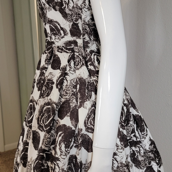 Forever 21 Spaghetti Black White Dress Small Cocktail‎ Formal Party Roses - Picture 5 of 9